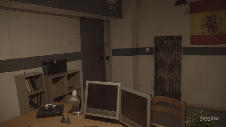  Sala de Escape de Oficina Oscura 