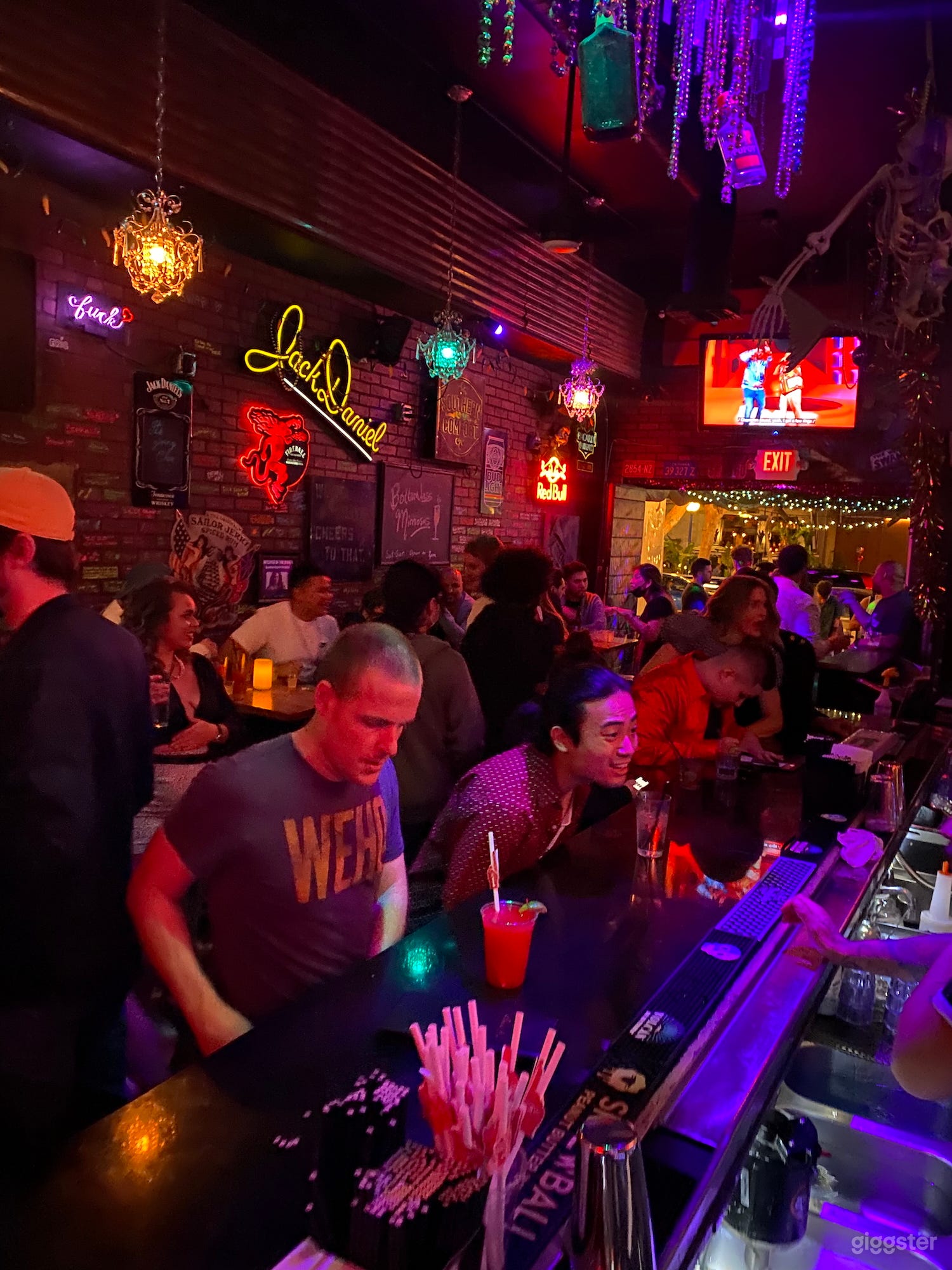 Iconic Bar &amp; Cajun Kitchen for Private Events Photo 3