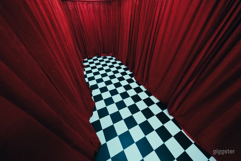  Abandoned Church Sets | The Lodge 