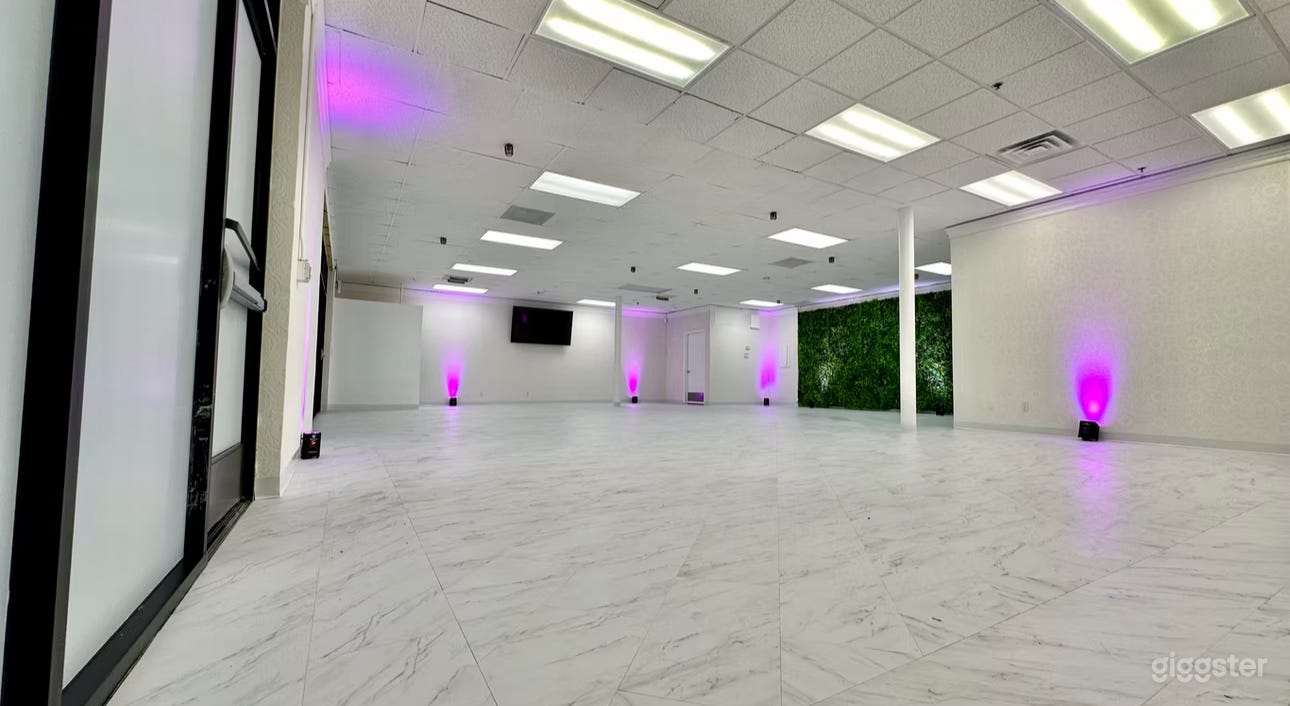 All-Inclusive Upscale Venue  Photo 3