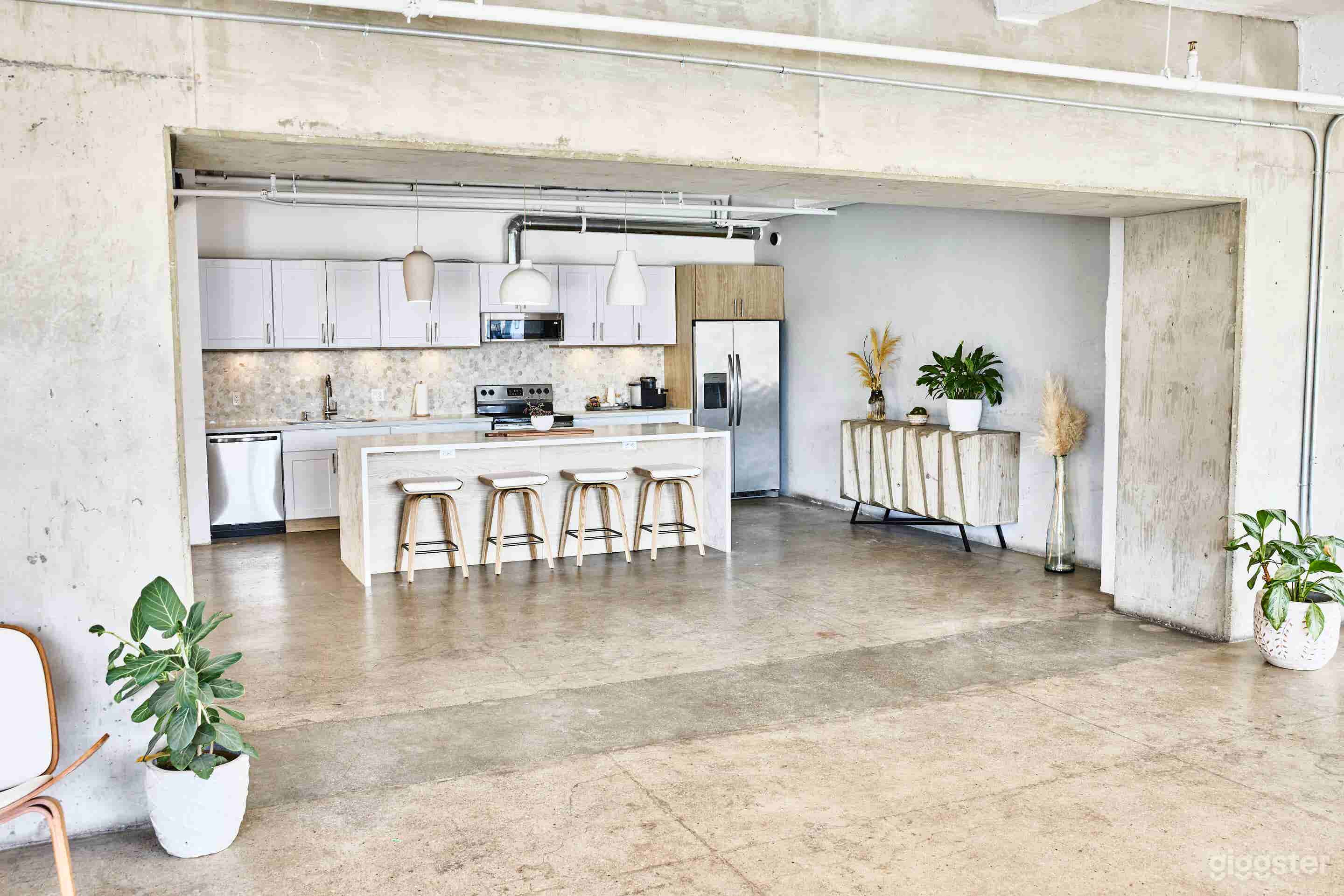 Bright Arts District Studio | Natural Light | Kitchen Photo 2