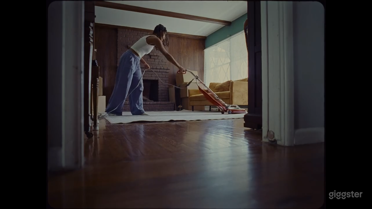  Mid-century Vintage Home with colorful wallpaper 