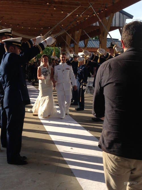 Large Courtyard Pavilion in Gallatin  Photo 4