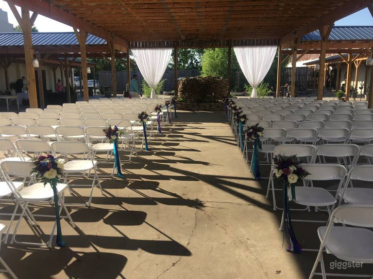  Large Courtyard Pavilion in Gallatin  