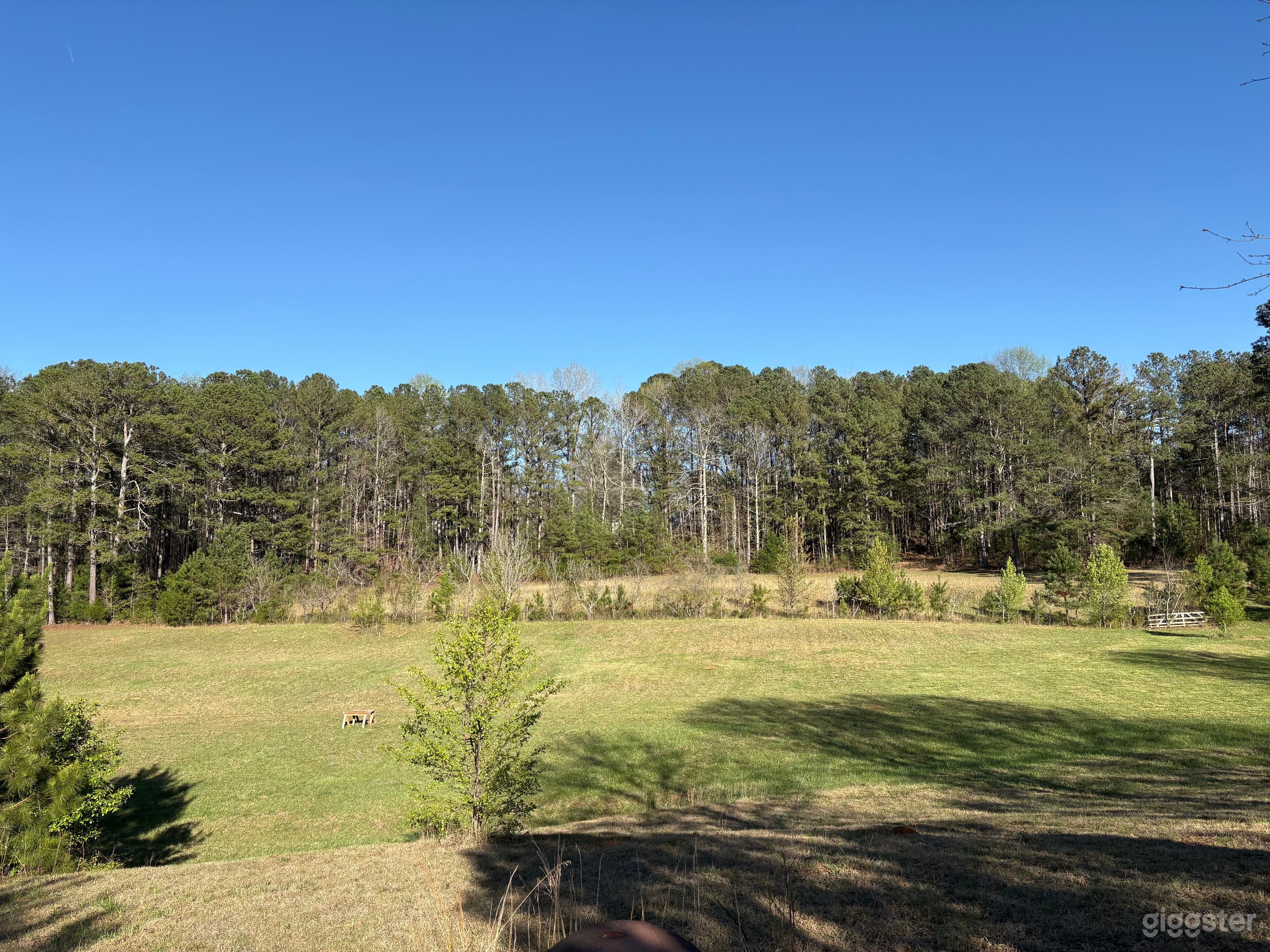 Lakeside Outdoor Event Space at Family Farm & Ranch Photo 4