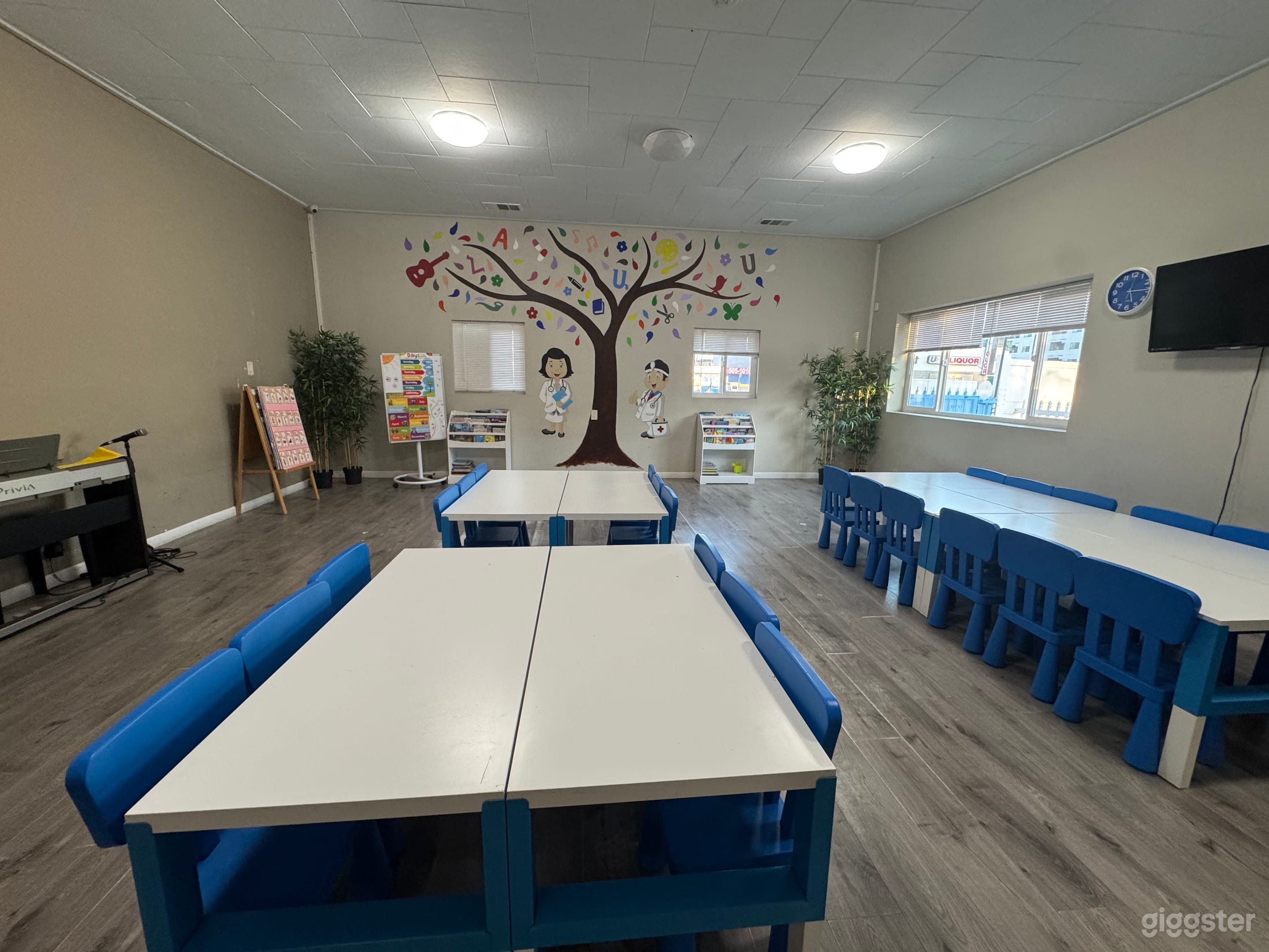 One of a kind kindergarten , classrooms, offices Photo 1