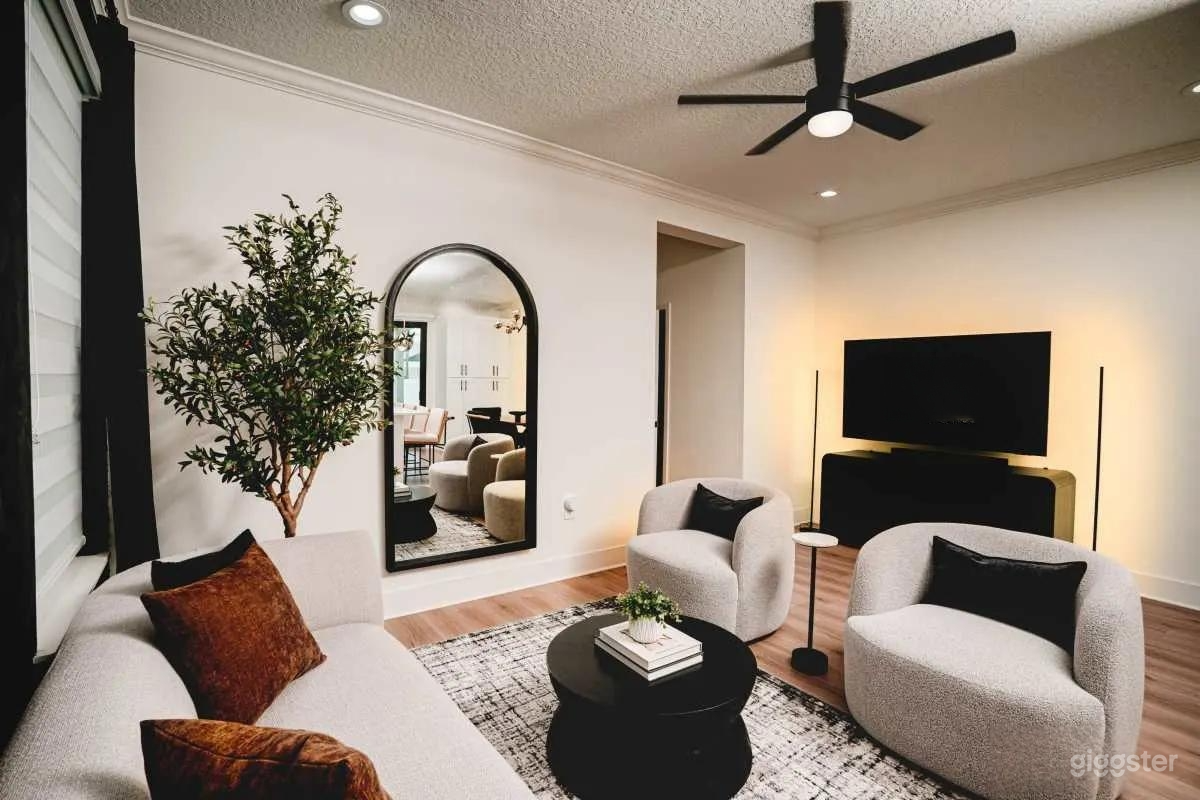 Downtown Townhome with Rooftop & City Views Photo 1