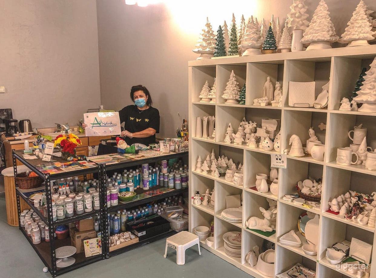 Exciting Art Studio/Gallery  Photo 3