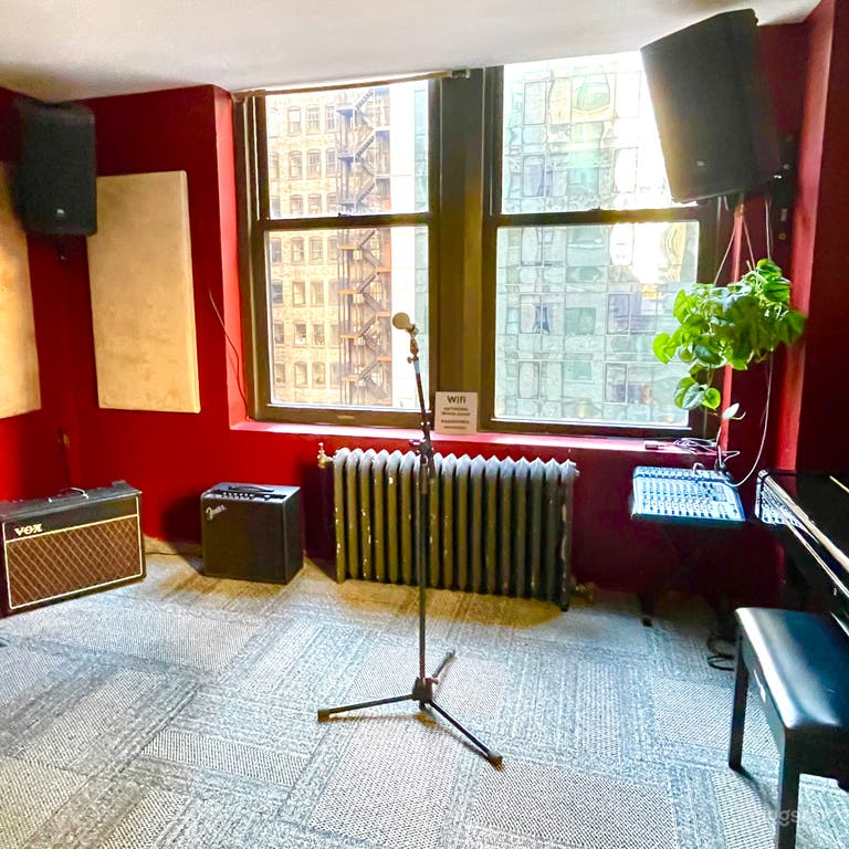  Gemütliches Musikprobestudio, das nicht die Bank sprengt! 