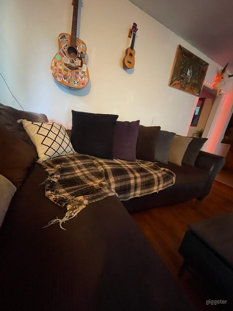  Artsy & Modern Apt with attached Film Studio 