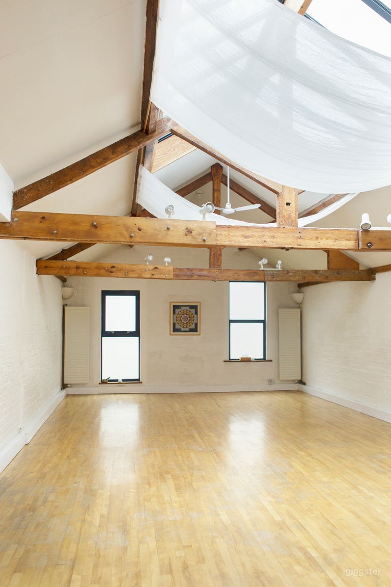  Bright, natural light all year round 