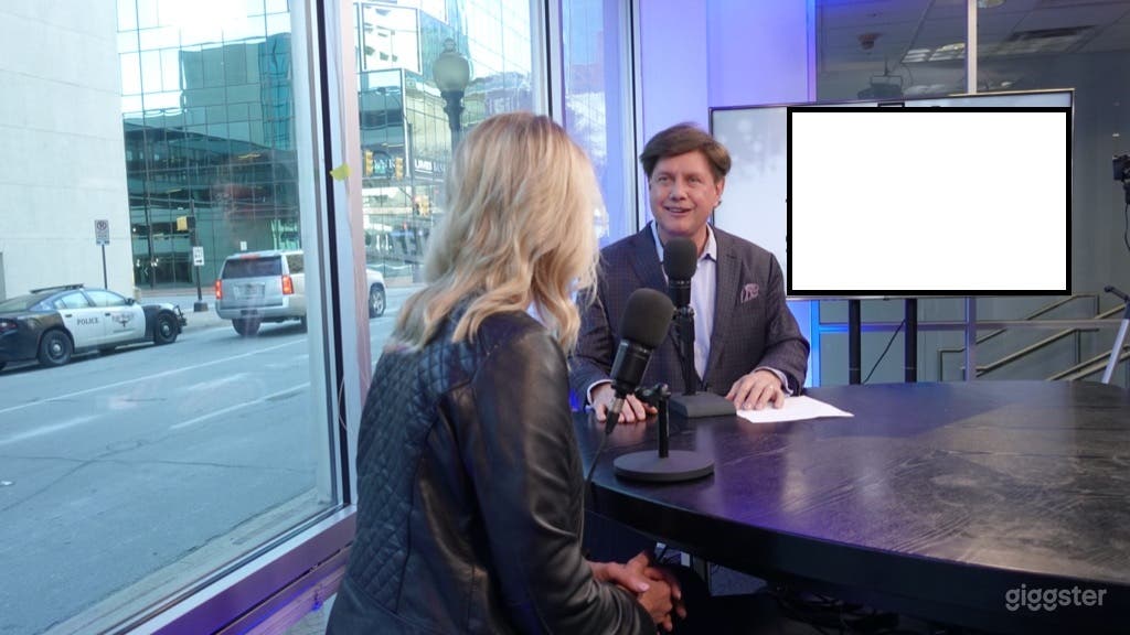 Exceptional TV/Broadcasting Studio Photo 3