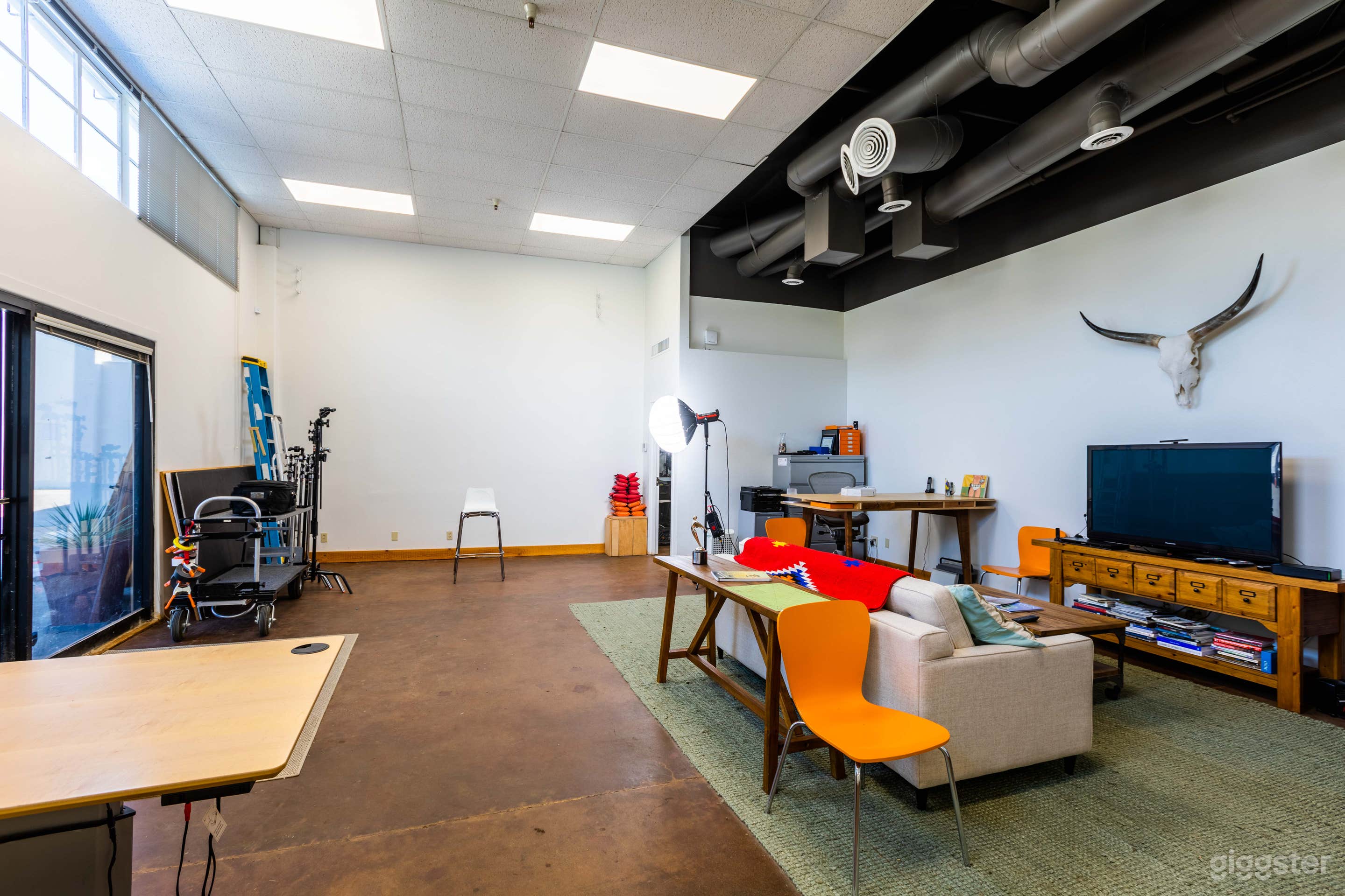 Alt view of main room.