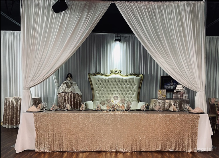  Salón impresionante en Arlington 