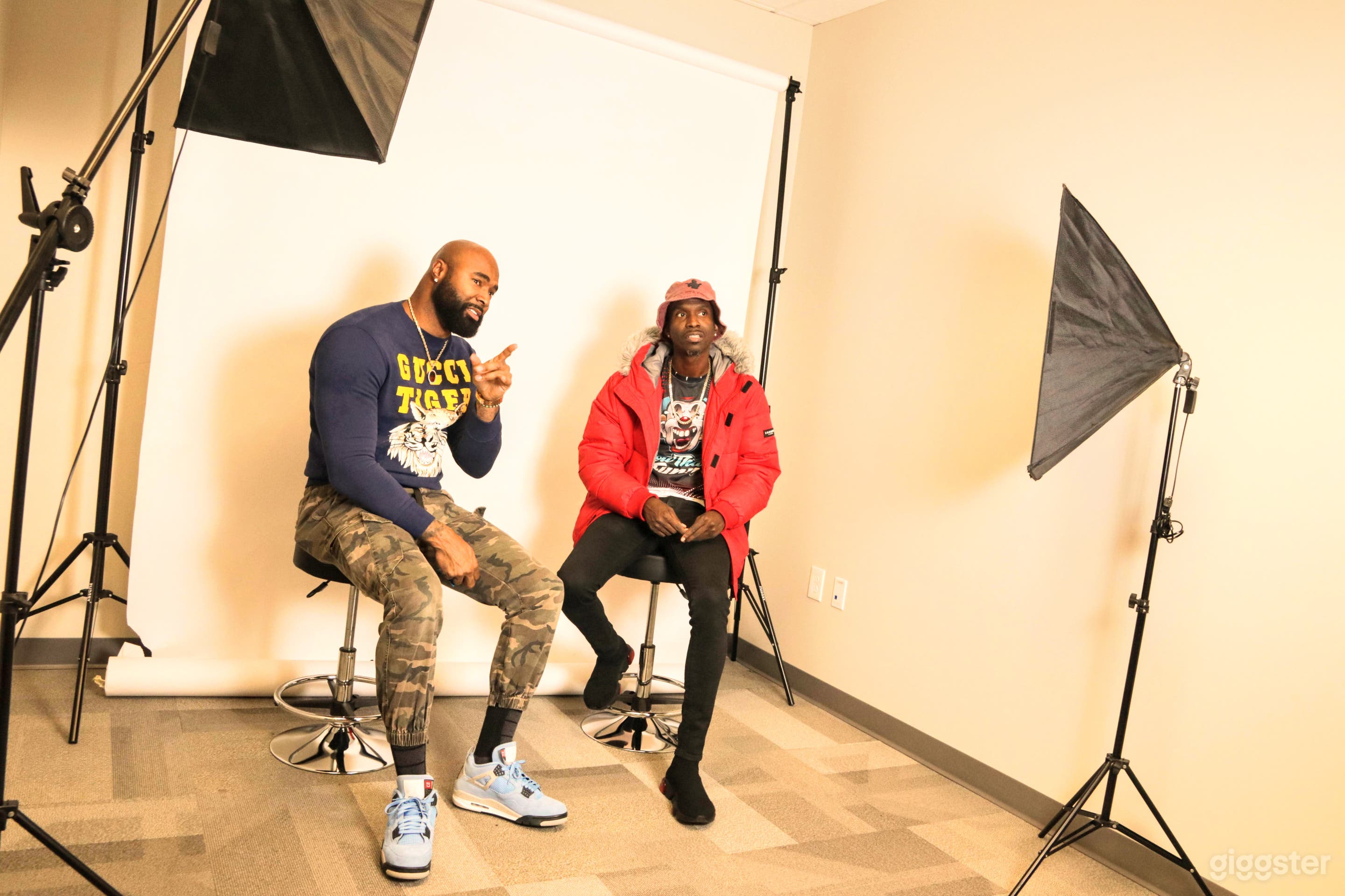  Mini Portrait Studio and Content Room in Atlanta Photo 2