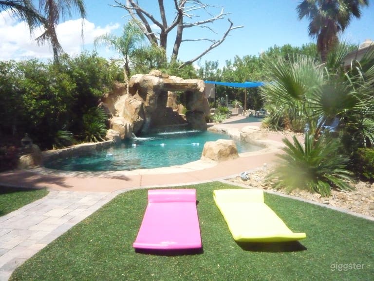  Playboy mansion oasis entertainers dream home! 