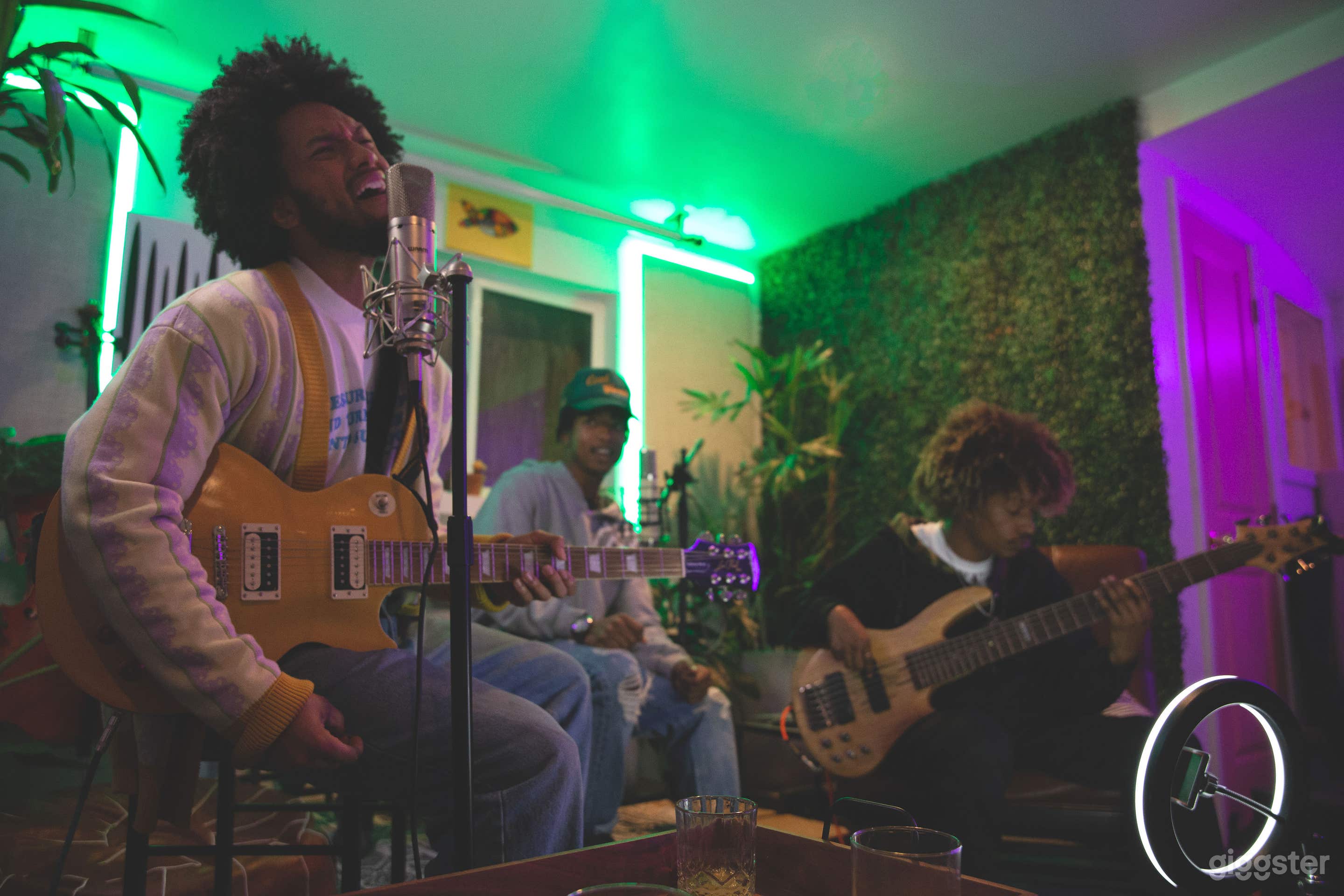 The Oasis: Urban Riyad &amp; Creative Recording Studio Photo 4