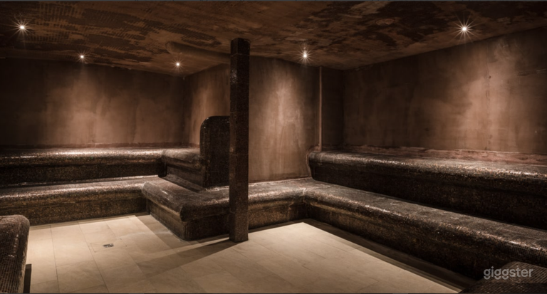  Les Bains du Marais 