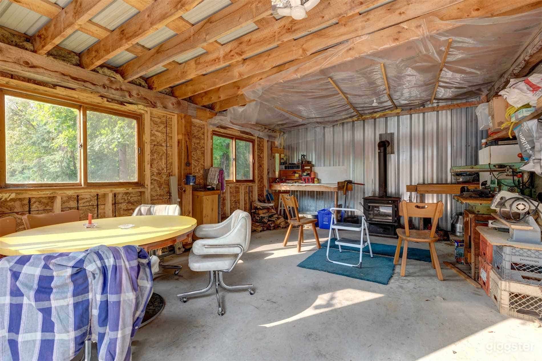 Recreational Woodland w/ Cabin &amp; Outbuildings Photo 4