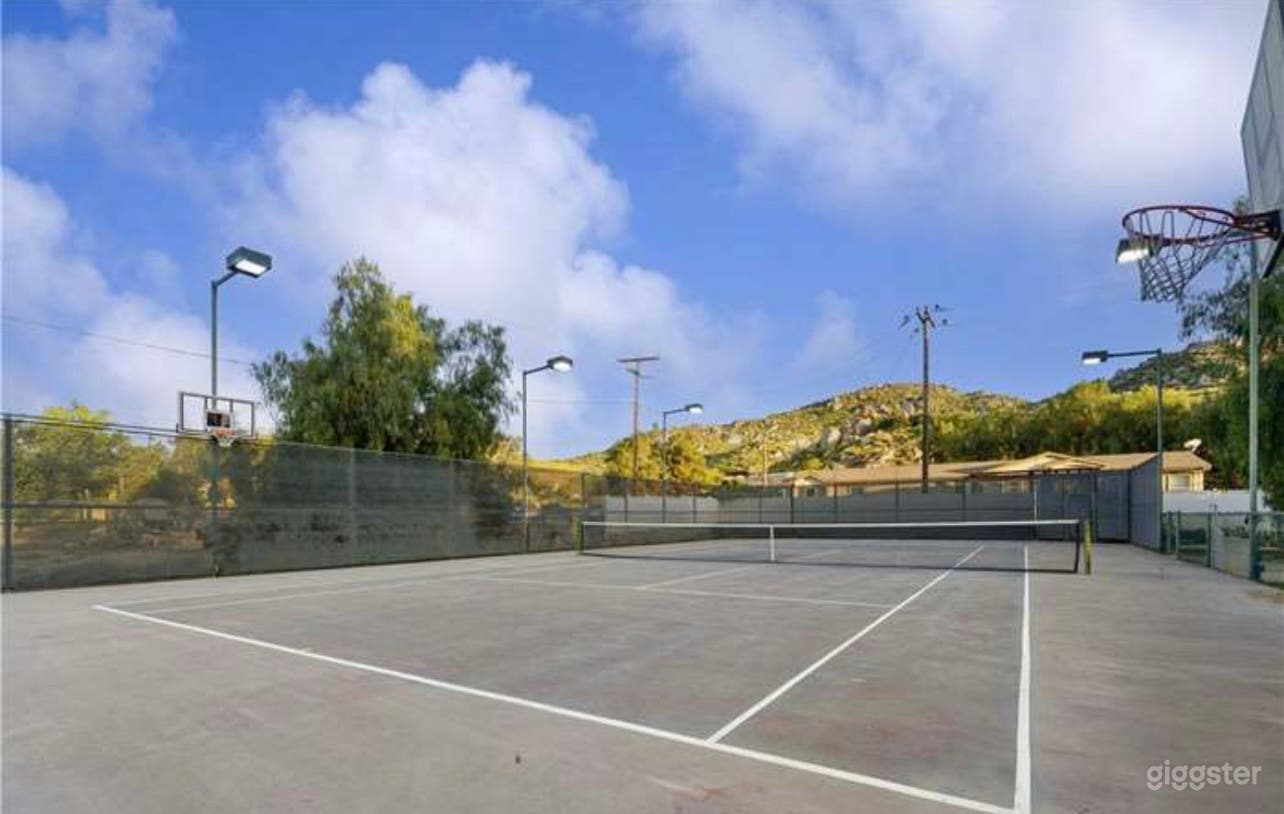 Private Tennis Court w/ BBall Hoops & Scenic Mountain Vi Photo 3