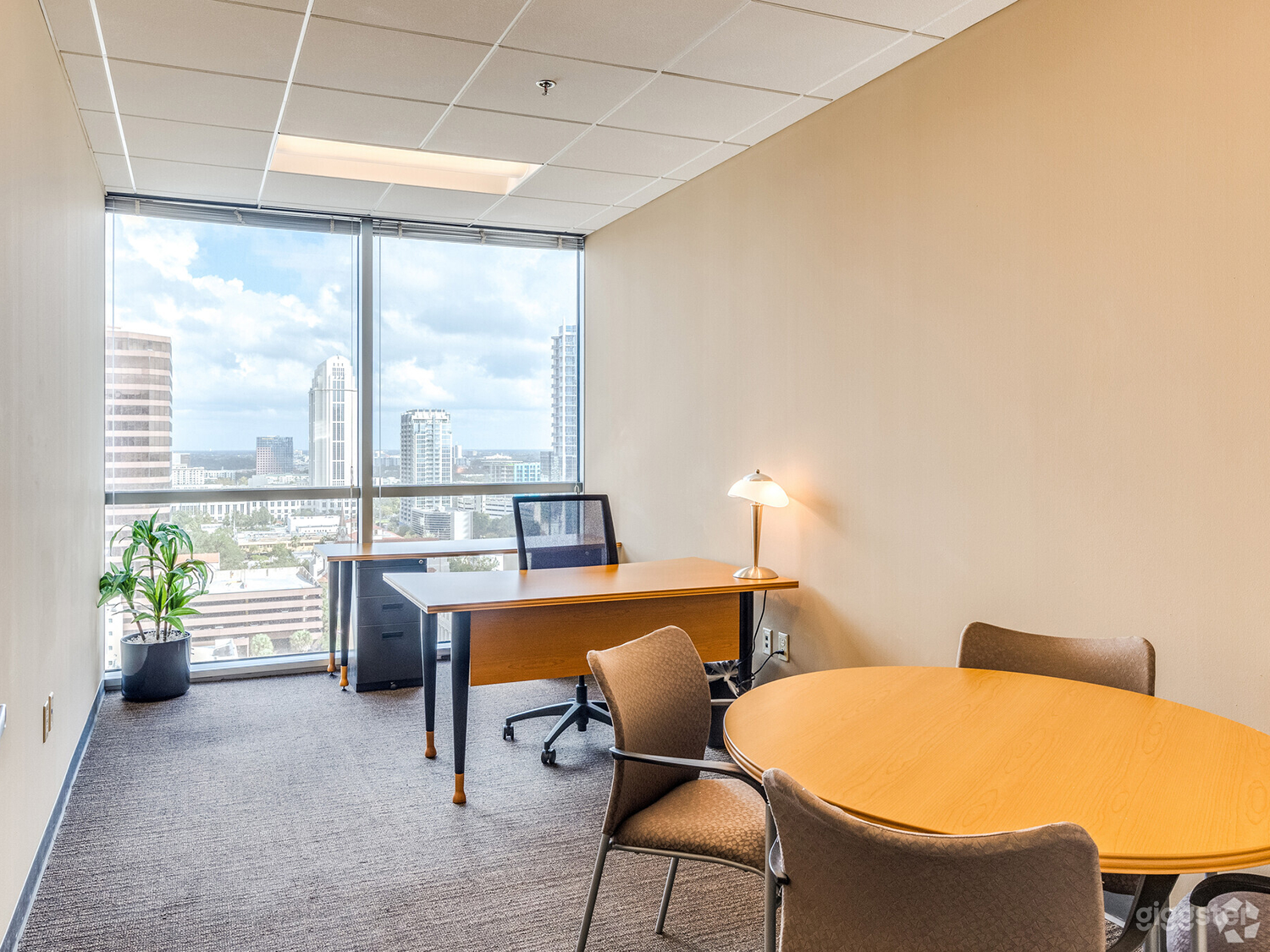 Day Office in Orlando Photo 1