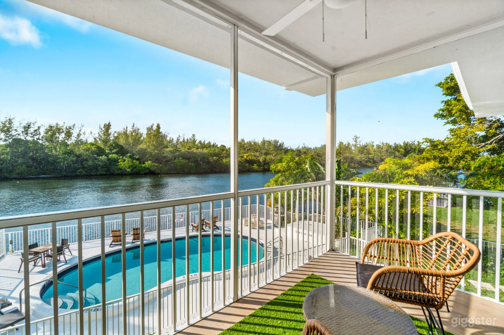 #261 Apt 9  2nd Floor Apartment Walk to the Beach  Photo 1