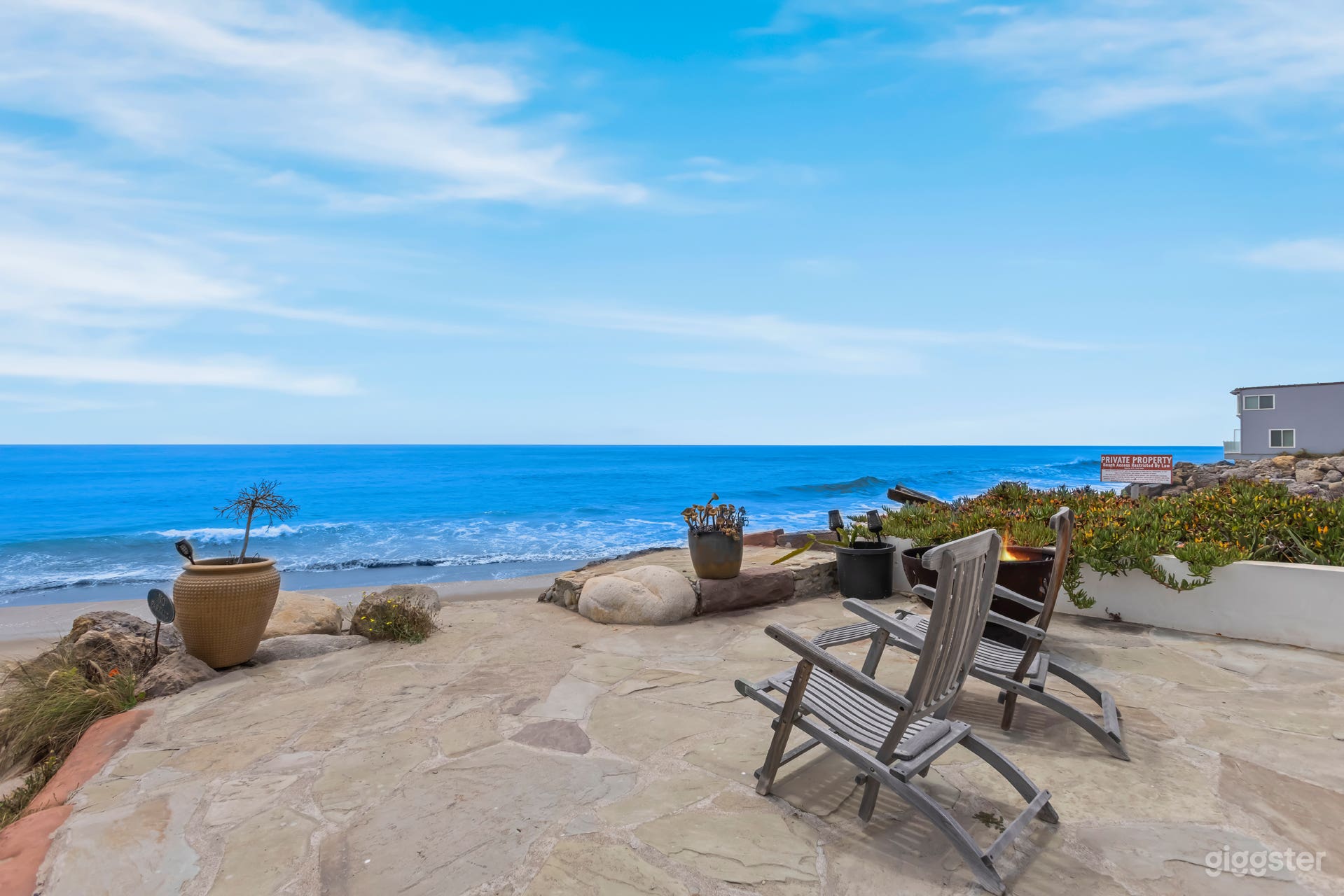 Malibu Luxury Estate with Ocean Views &amp; Beach Access Photo 3