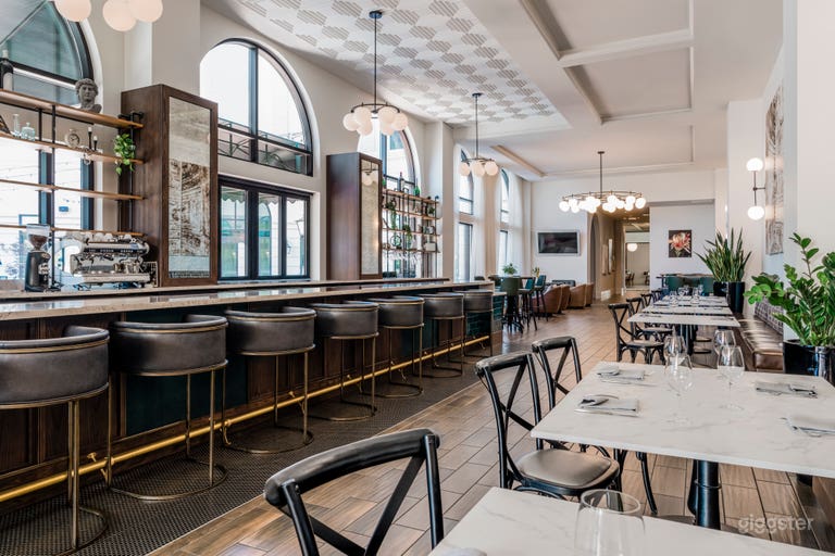  Timeless Charm Meets Modern Elegance 