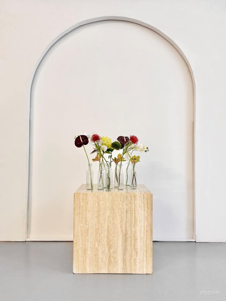  Versatile, Bright open studio with cyclorama 