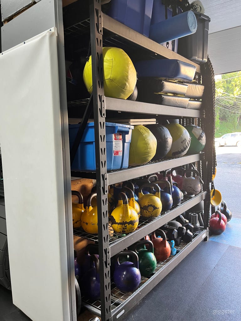  Well Equiped Boutique Gym - For Trainers & Filming 