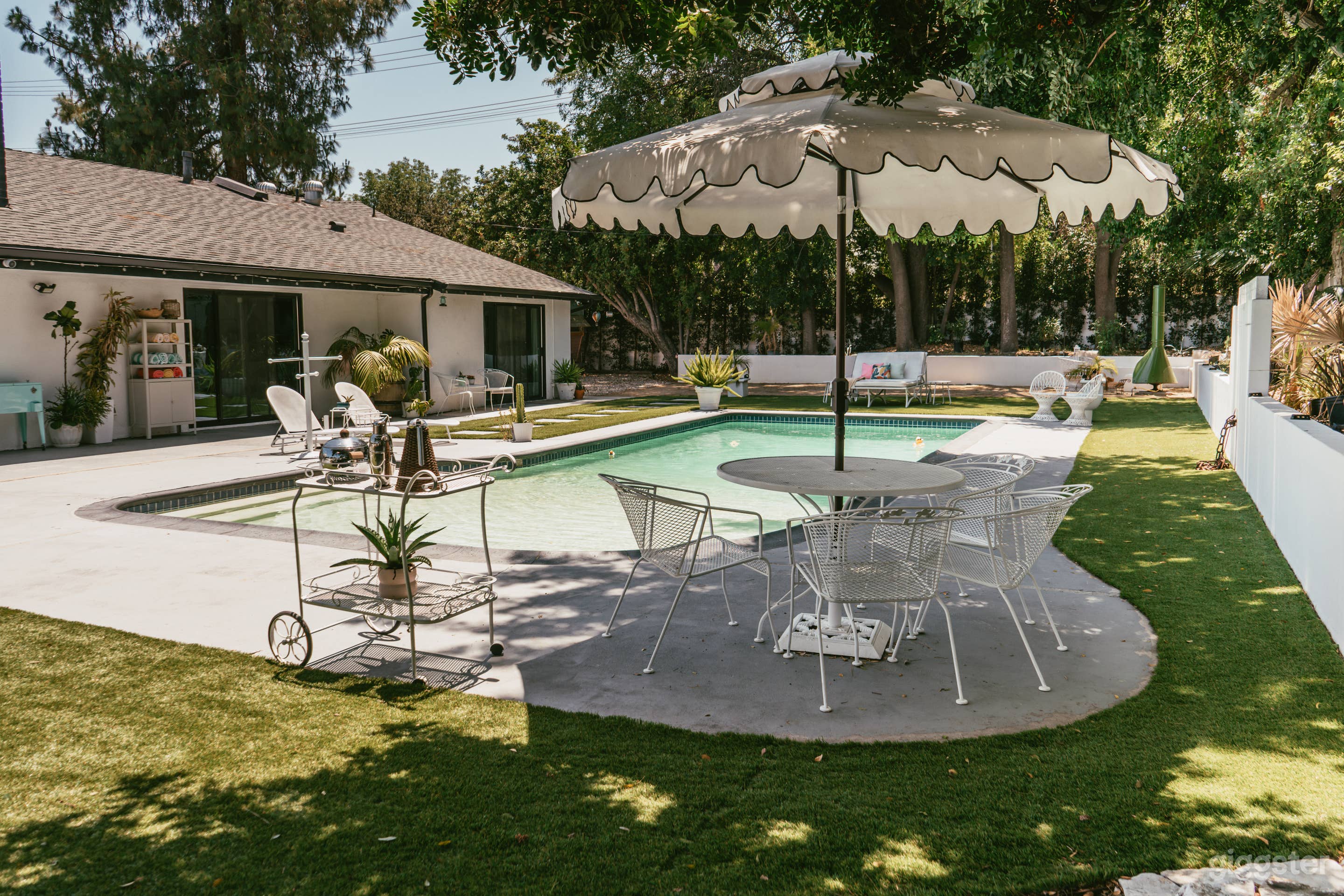 Mid-Century Modern Charles DuBois Home with Pool Photo 4