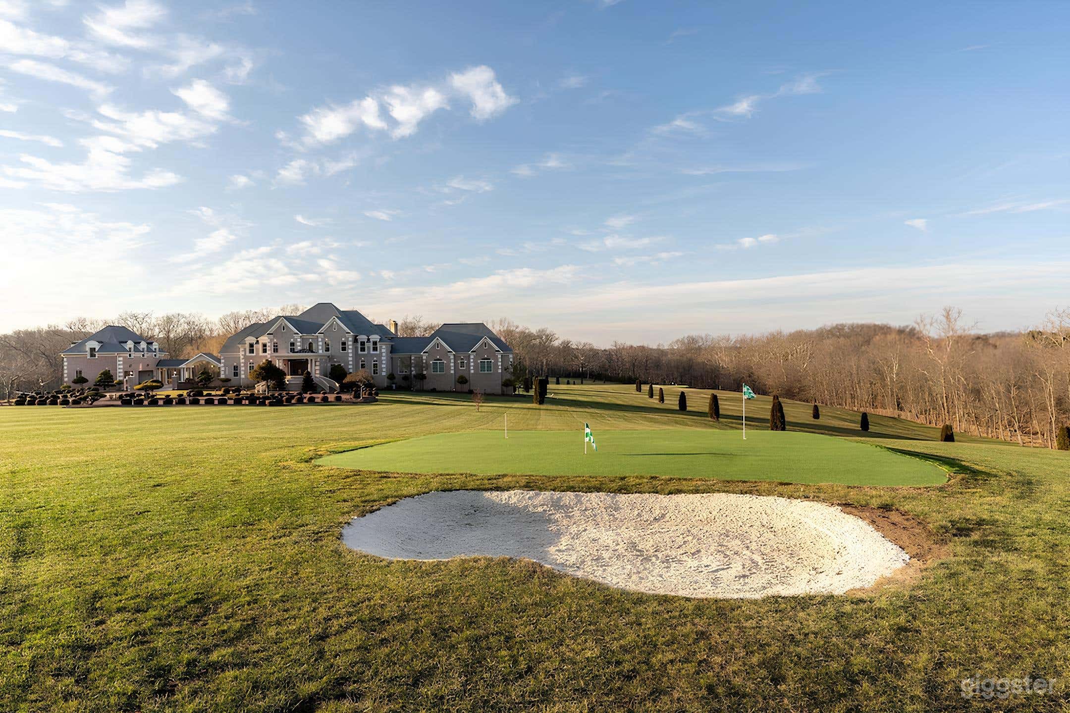 9-hole Golf Course in Estate Photo 2