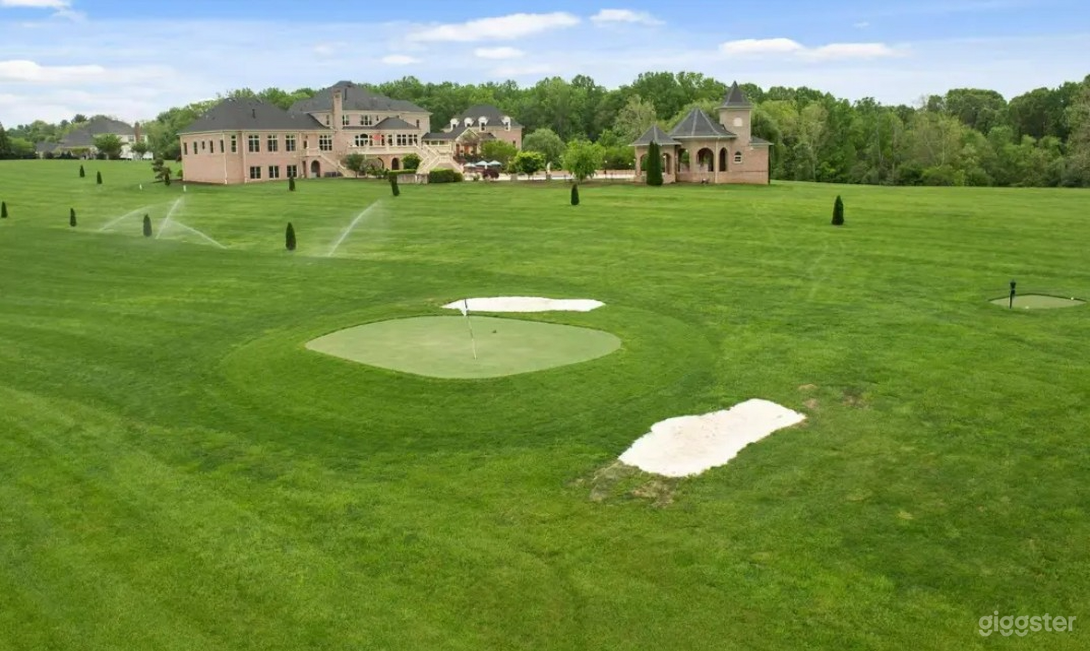 9-hole Golf Course in Estate Photo 1
