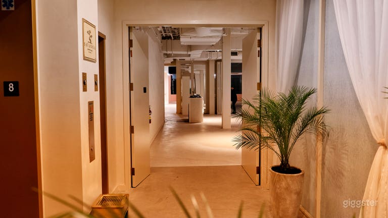  Savanna Rooftop -  Downtown LA - Indoor & Outdoor 