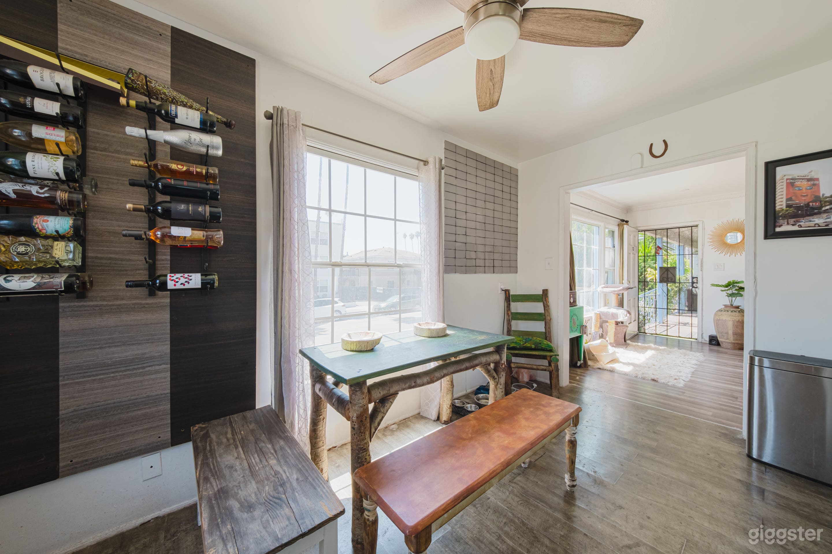 BOHO OASIS ON HOLLYWOOD BOULEVARD Photo 4