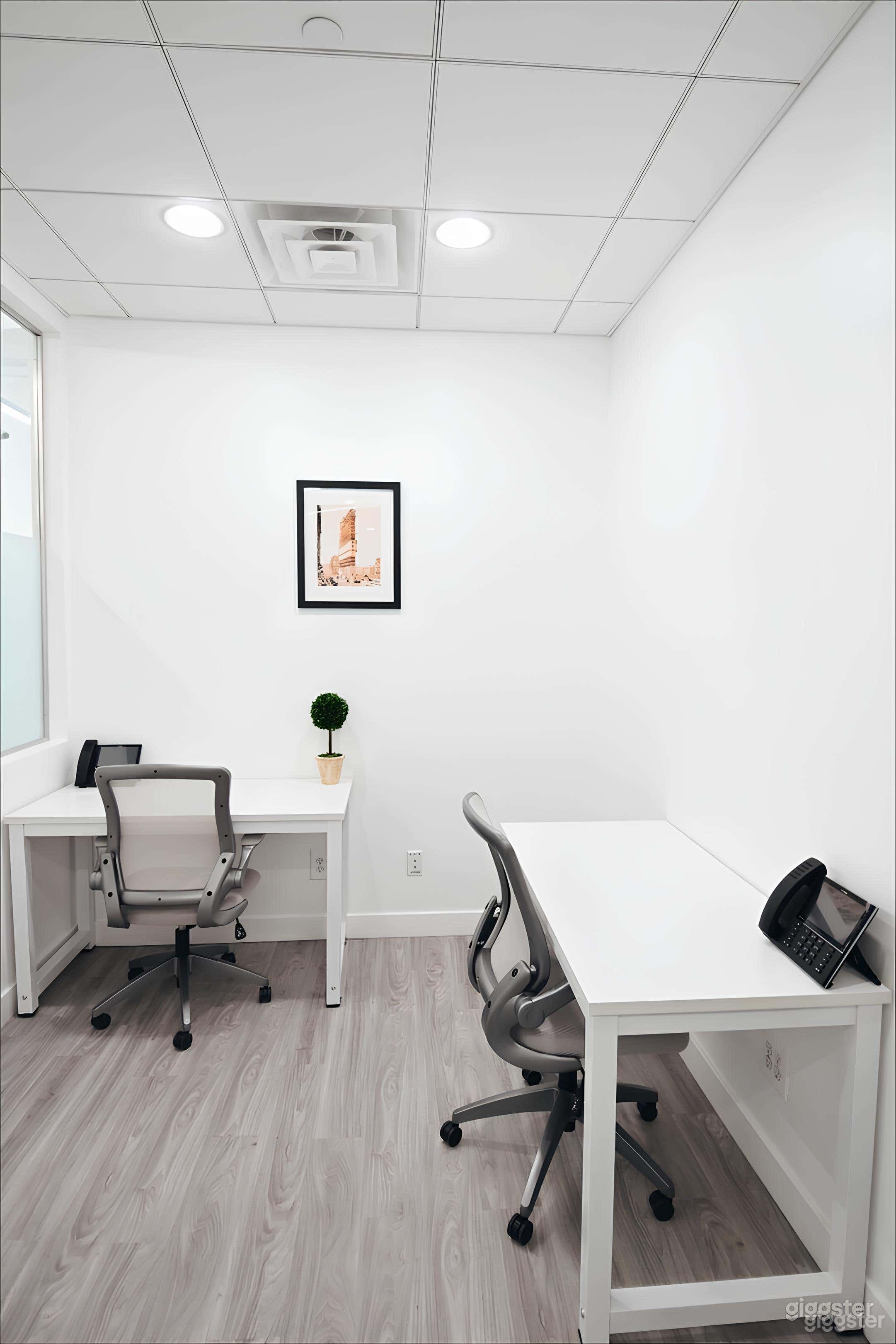 Suite 1244: Meeting Room for up to 4 Photo 3