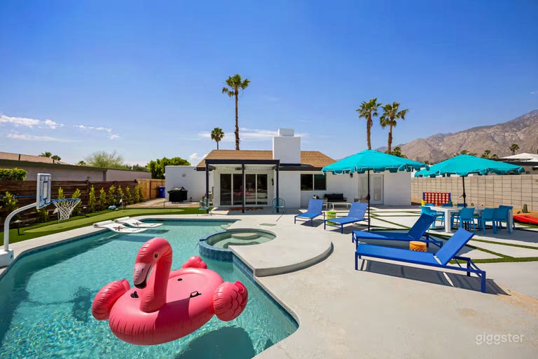  Stylish Open-Concept Location for Production & Photography 