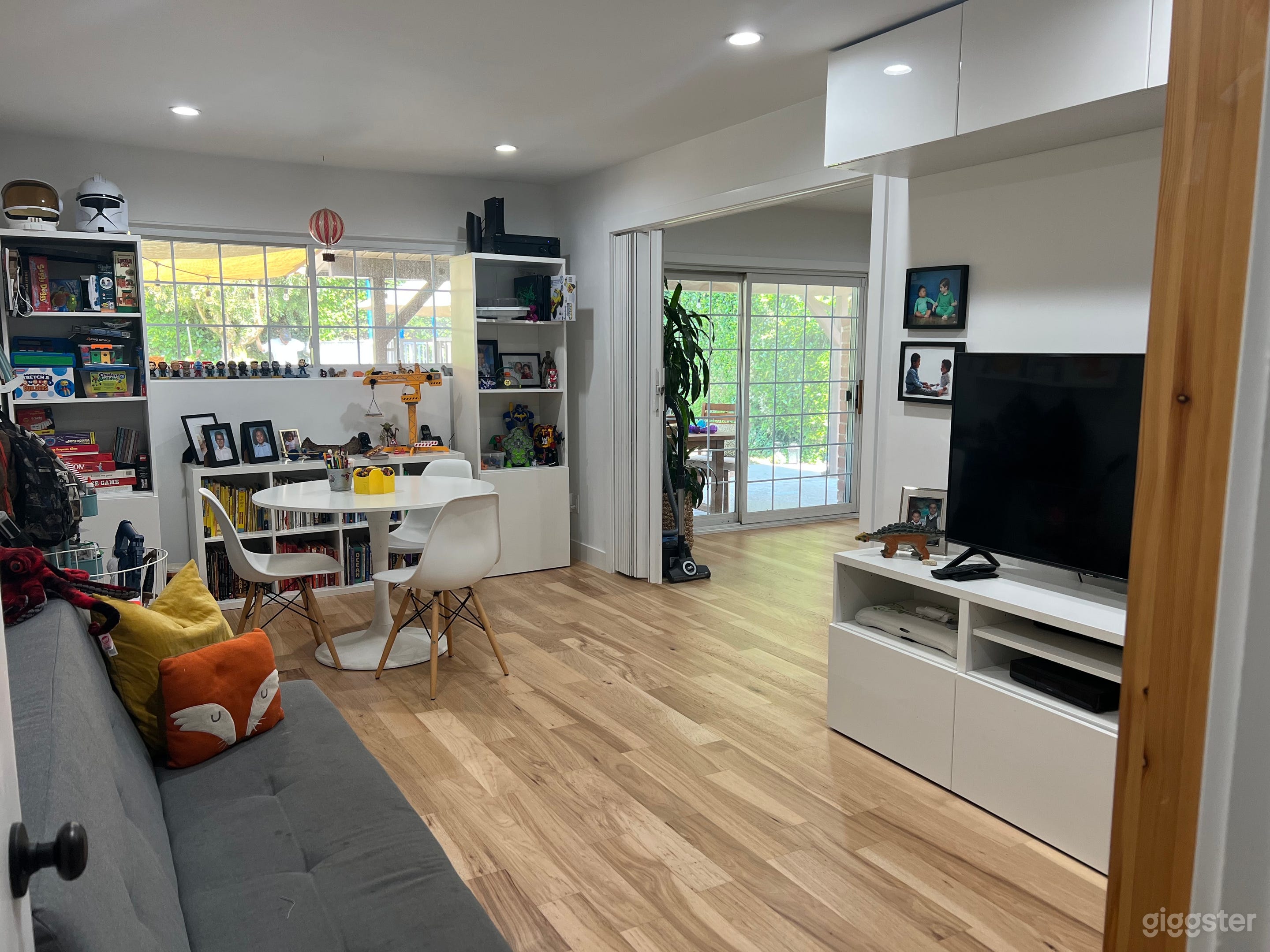 Amazing and Cozy House with Pool Photo 2