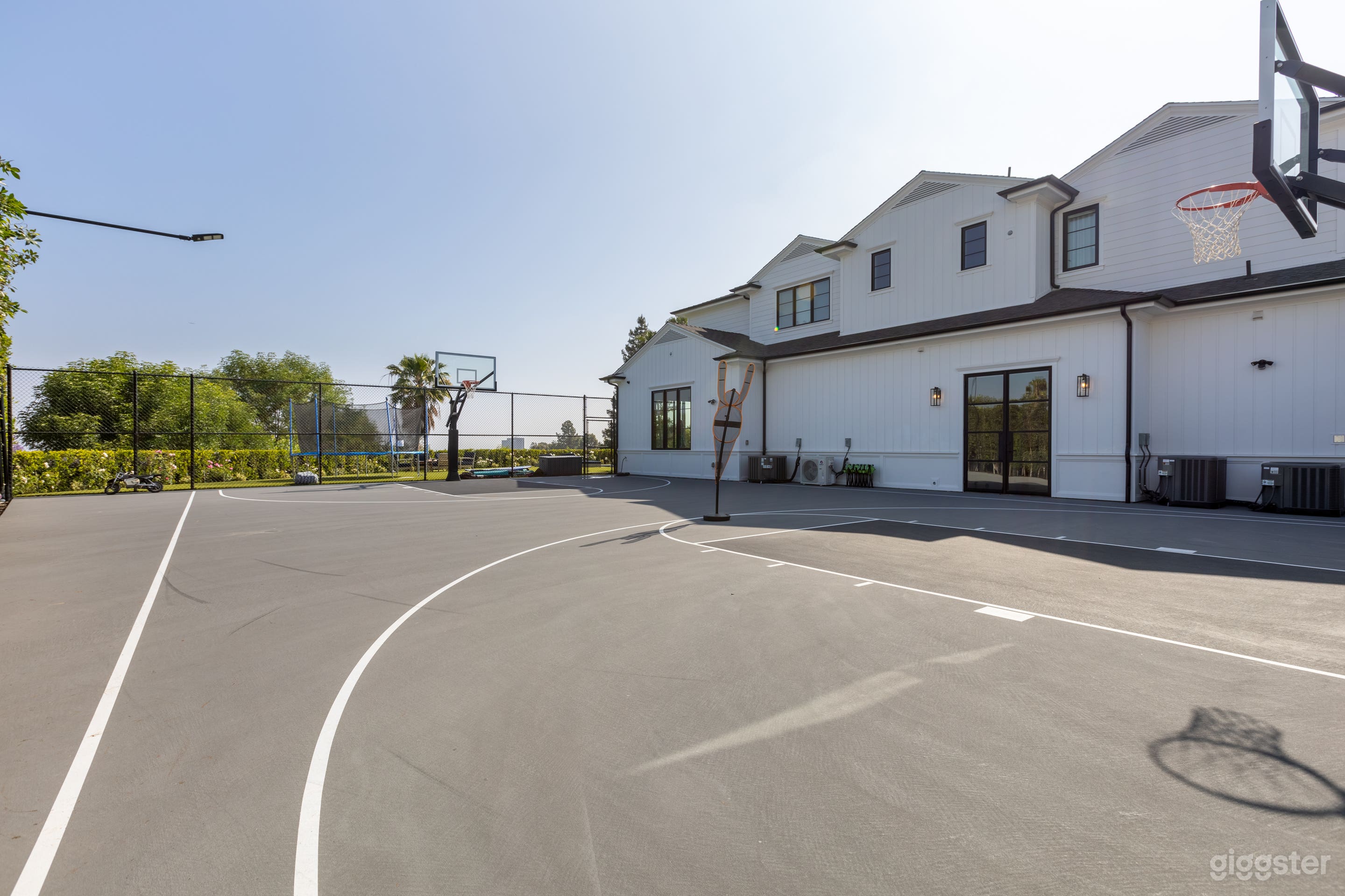 Modern Cape Cod No.006  Photo 3