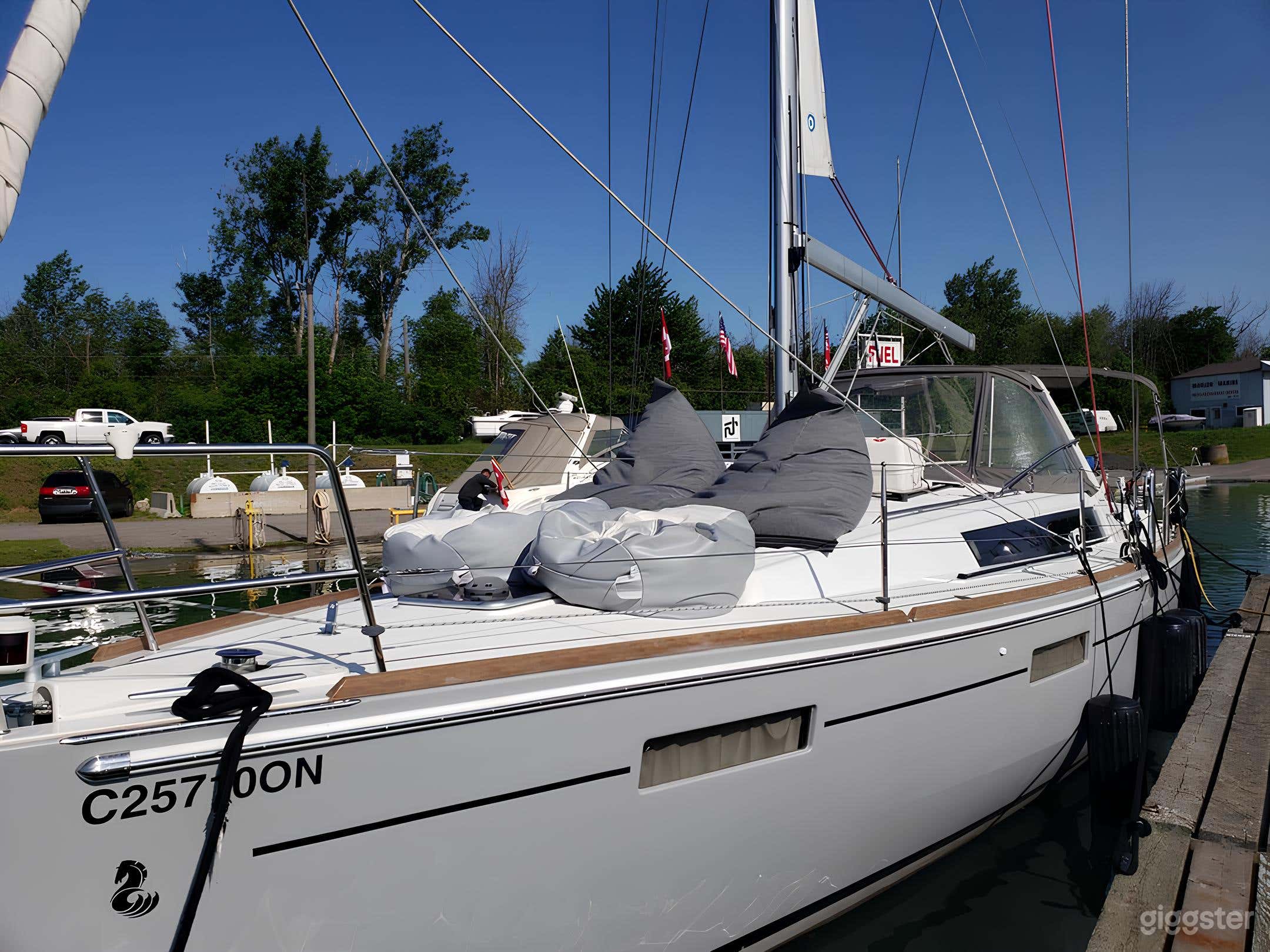 WhiRLygirl Sailing Yacht Photo 2