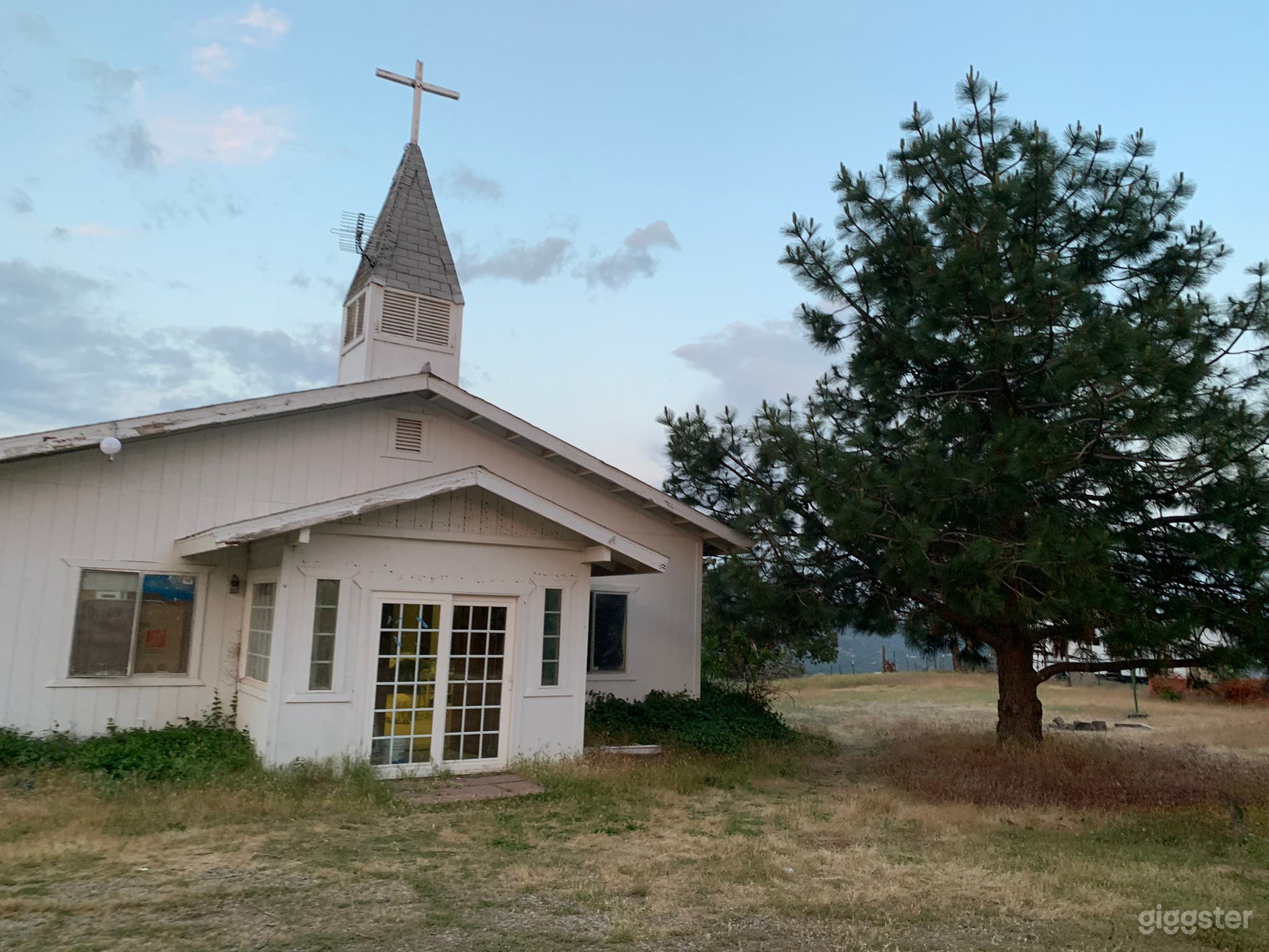 The Mountain Chapel - Church Campground Photo 2