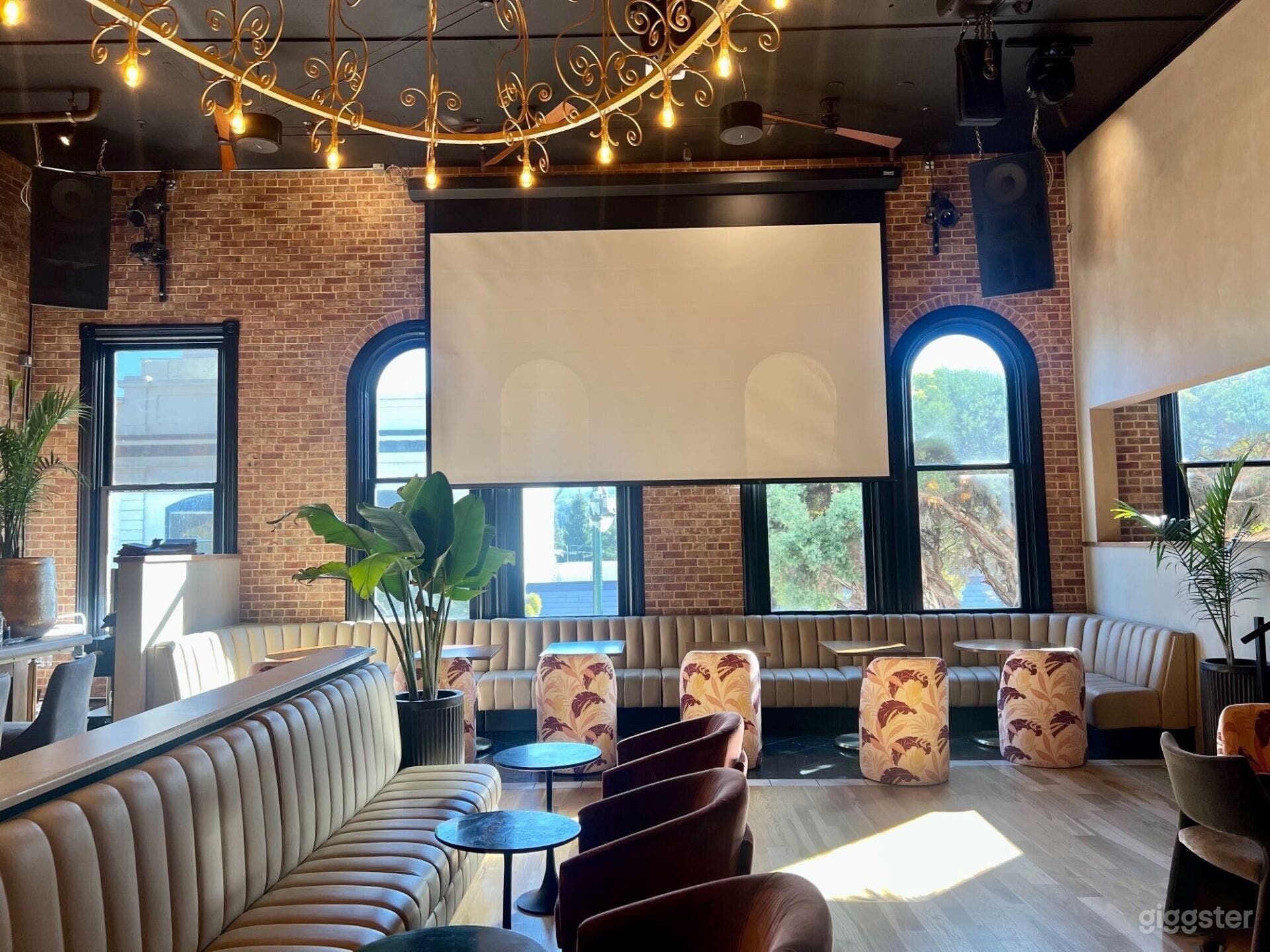 Elegant Los Gatos Bar with Sophisticated Charm Photo 4