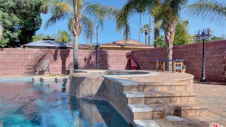  Tropical Oasis With Pool Already Heated & Games 