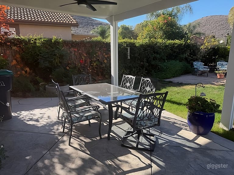  Modern Suburban Backyard 