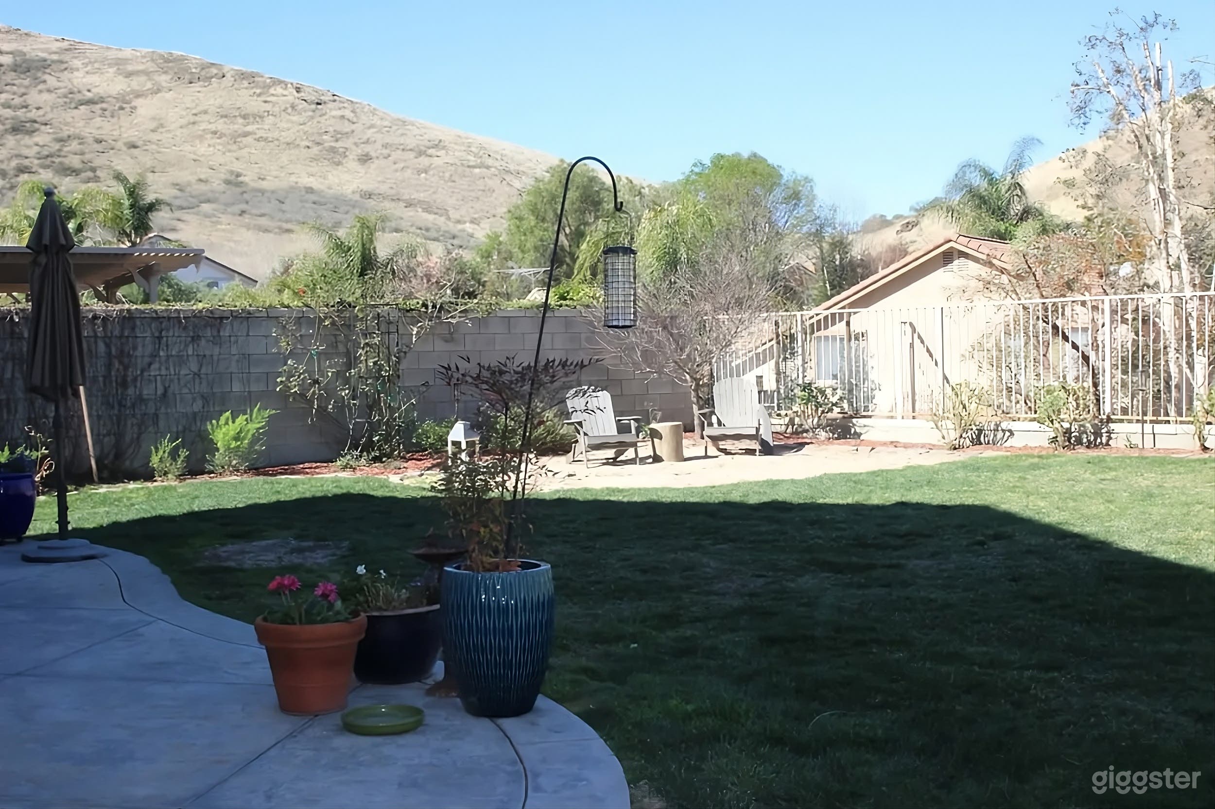 Modern Suburban Backyard Photo 3