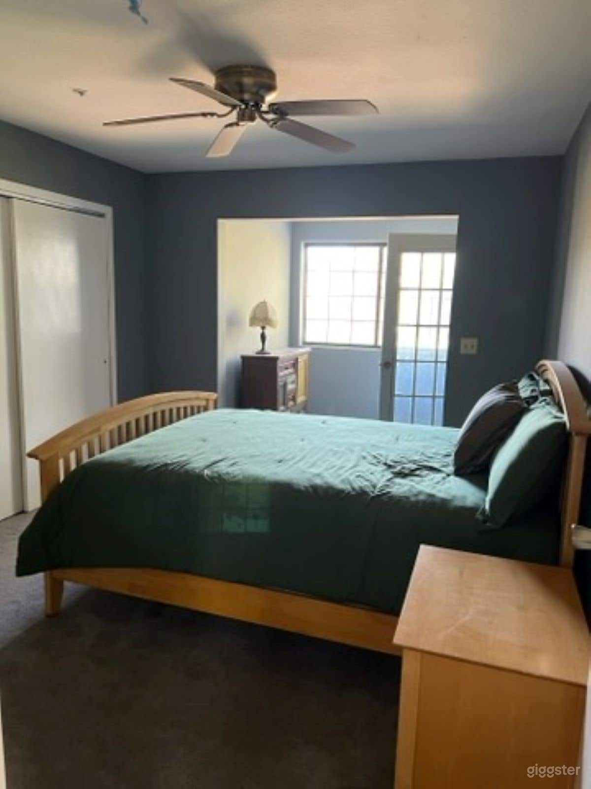 Bedroom 2 w/ full bath