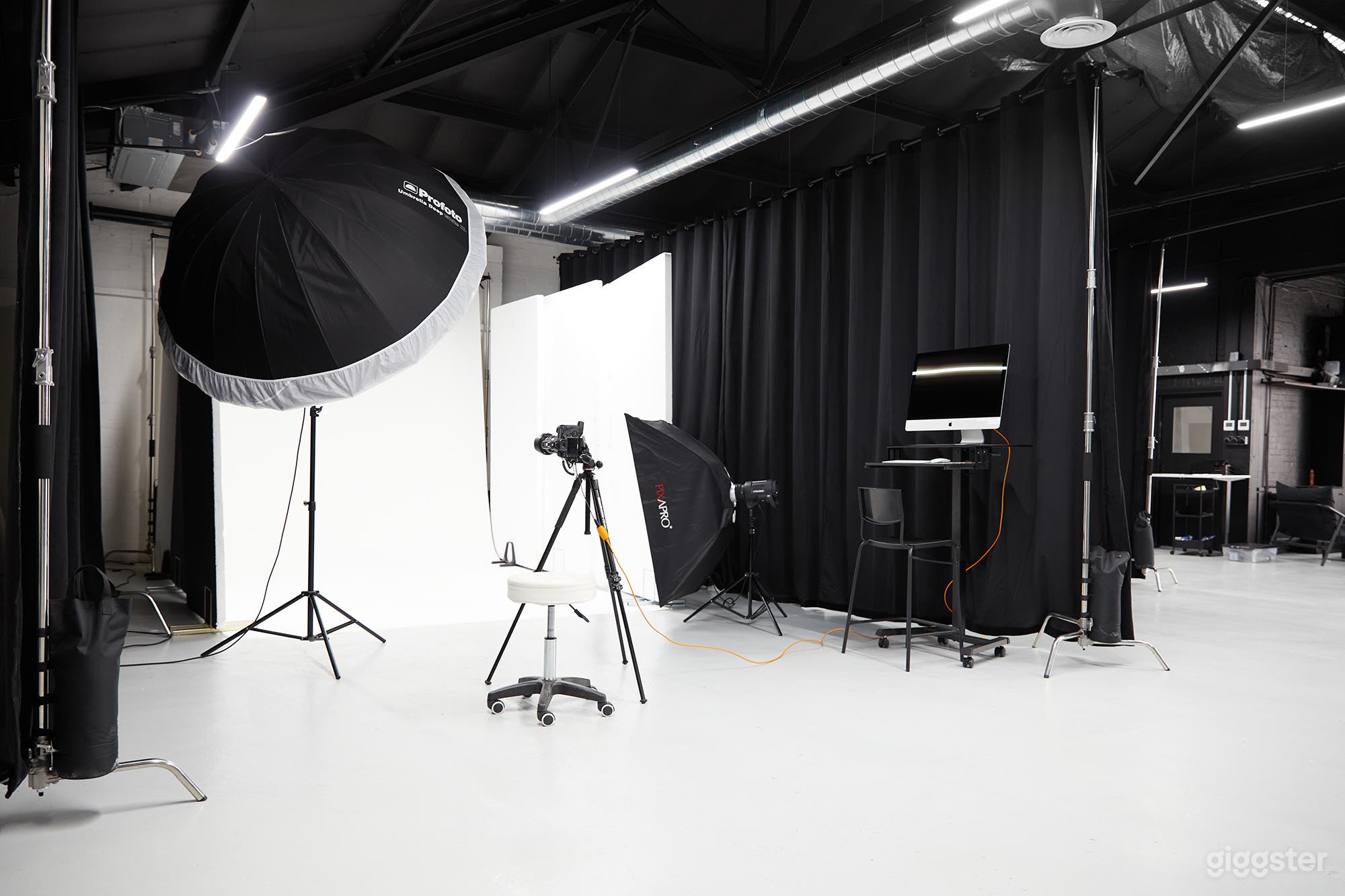 Shared Photography Studio Photo 1