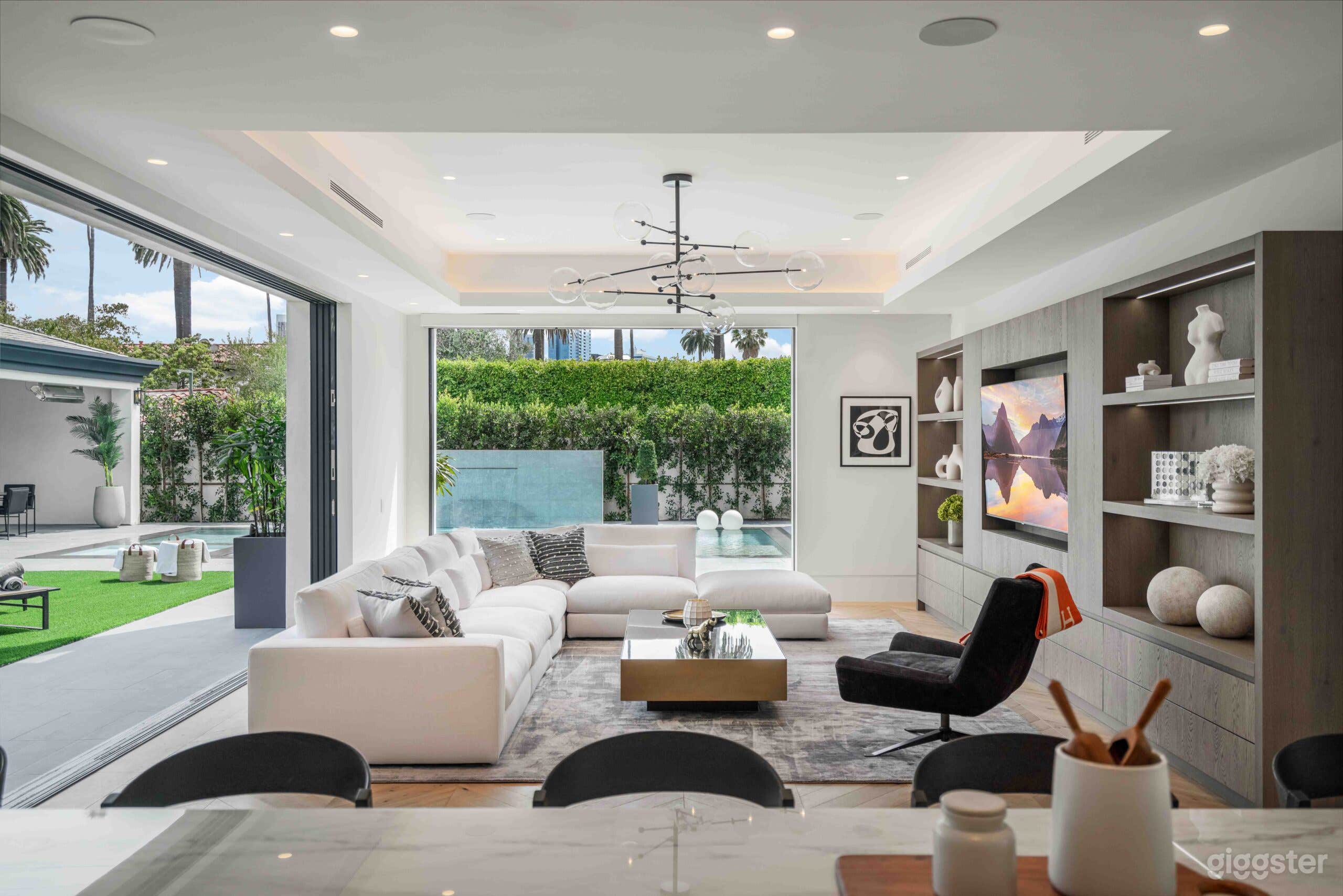 Villa Mandarin by LuxJB: New 35,000 sqft Modern Mega-Mansion in Beverly Hills Flats. Chef, Cinema, Sauna, Gym.