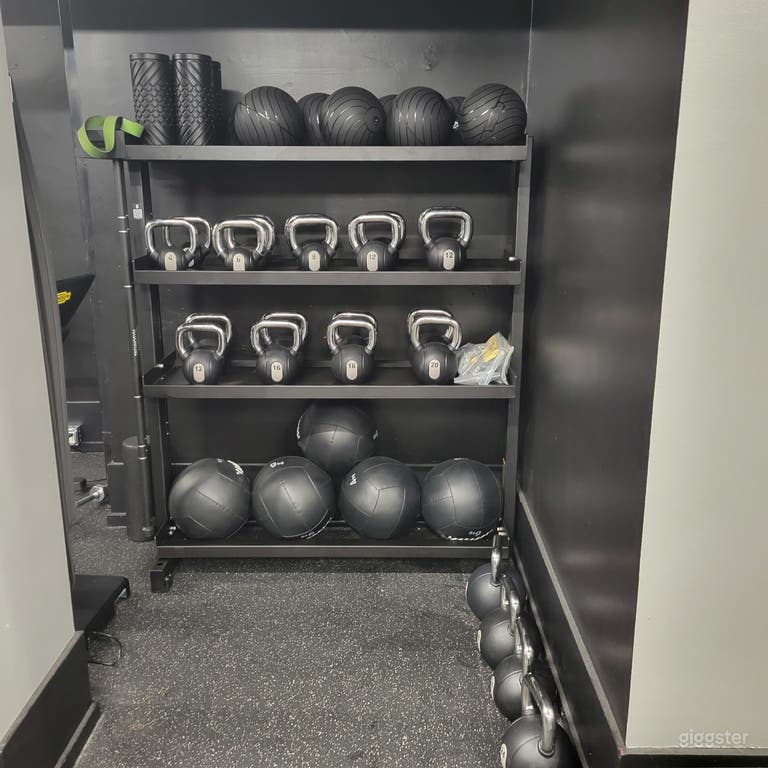  1400 sqft. Private Studio 