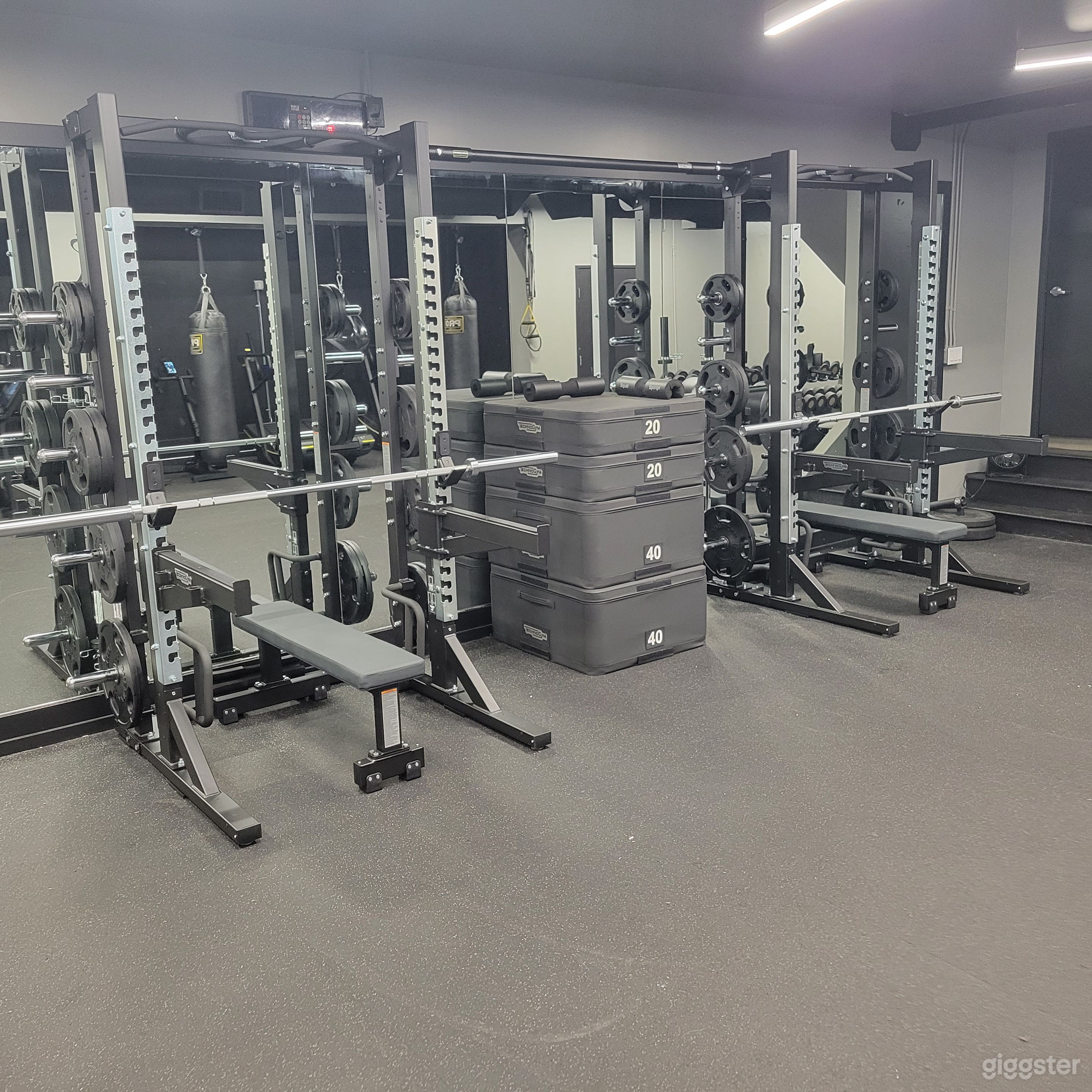 1400 sqft. Private Studio Photo 4